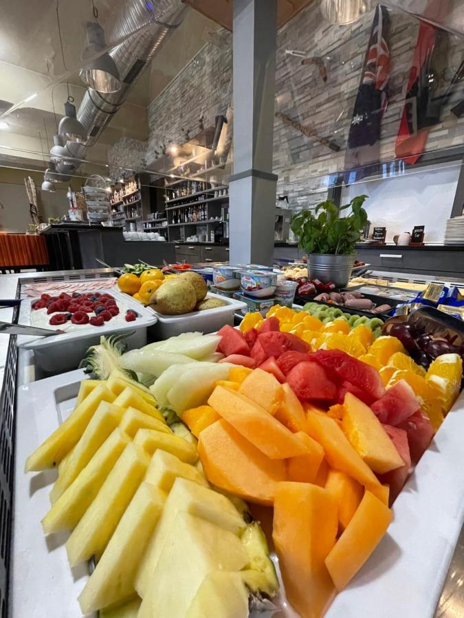 Hotel Lifestyle Минделхайм Екстериор снимка
